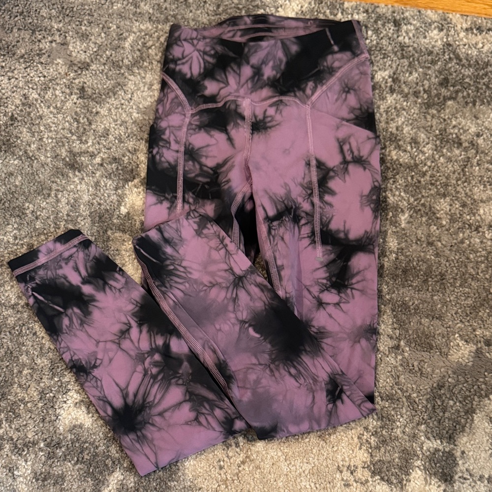 Lululemon Athletica Purple and Black Tie-Dye Leggings